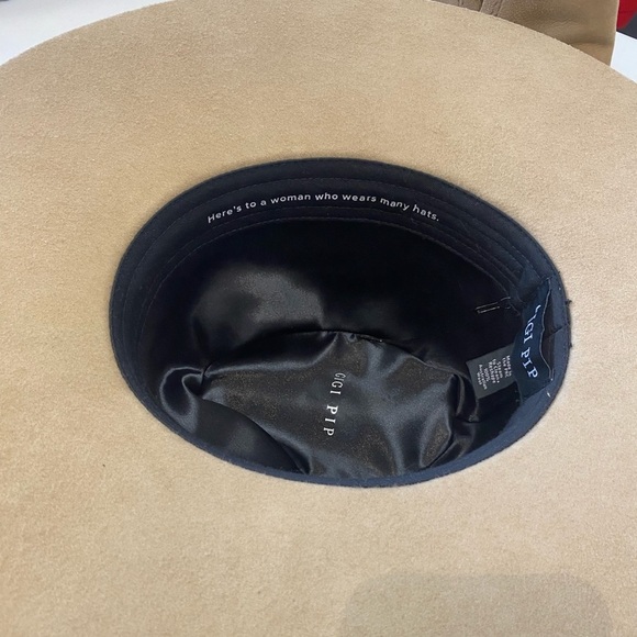 NWOT Gigi Pip Emma Wide Brim Fedora in Tan Size 57 S/M - Picture 6 of 9